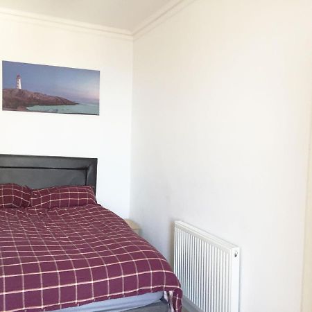 Shoreline 2 Bedroom Dunbar Serviced Apartment ダンバー エクステリア 写真