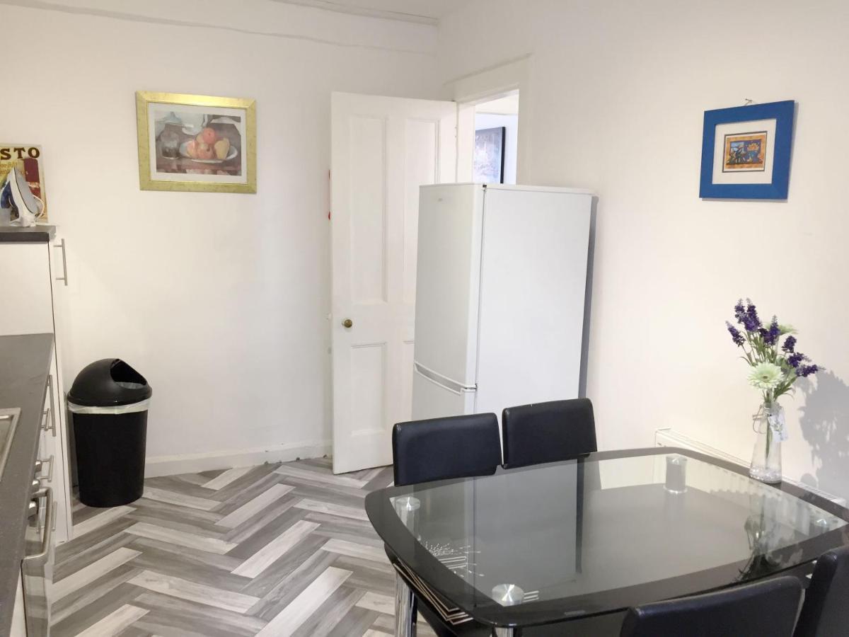Shoreline 2 Bedroom Dunbar Serviced Apartment ダンバー エクステリア 写真