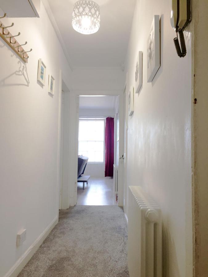 Shoreline 2 Bedroom Dunbar Serviced Apartment ダンバー エクステリア 写真